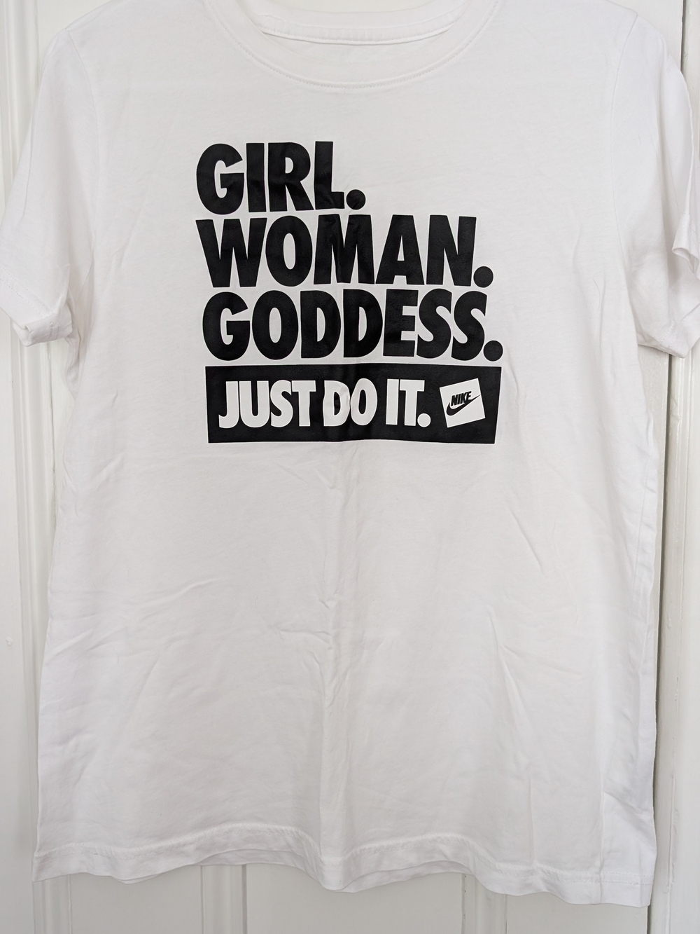 Nike White 'The Nike Tee' Graphic Crewneck